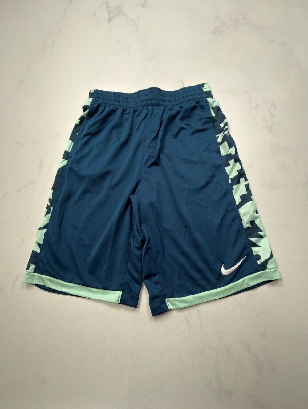 Nike Basketball Shorts Navy Athletic Streetwear Sportswear - Boys XL